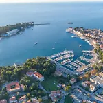 Spacious 3-br - Free Bikes & Parking * Porec