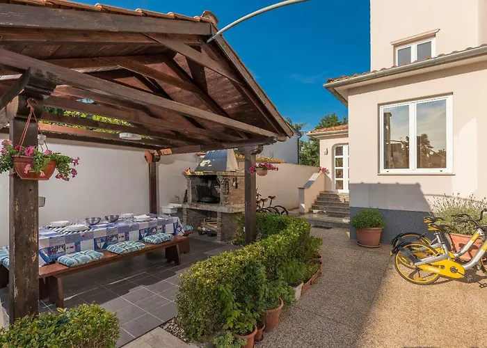 Spacious 3-br - Free Bikes&parking