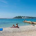 Spacious 3-br - Free Bikes & Parking Porec