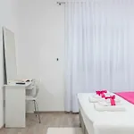Spacious 3-br - Free Bikes & Parking * Poreč
