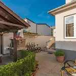 Daire Spacious 3-br - Free Bikes & Parking