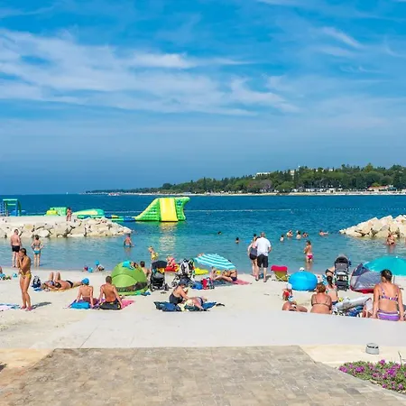 Spacious 3-Br Apartment Vita - Free Bikes & Parking * Porec