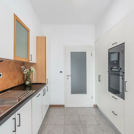 Spacious 3-Br Apartment Vita - Free Bikes & Parking Appartamento