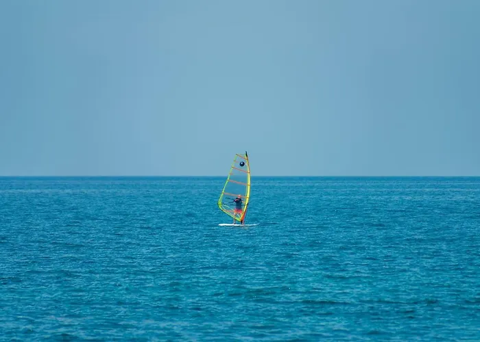 Apartmán Spacious 3-br - Free Bikes & Parking