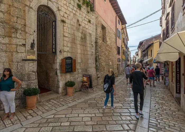 Spacious 3-br - Free Bikes & Parking * Porec