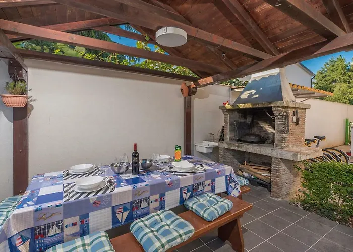 Spacious 3-br - Free Bikes & Parking Apartmán *